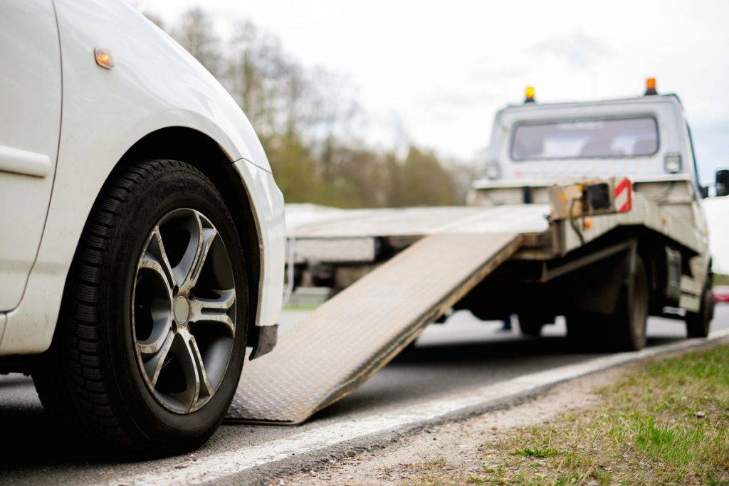 Does Roadside Assistance Cover Towing